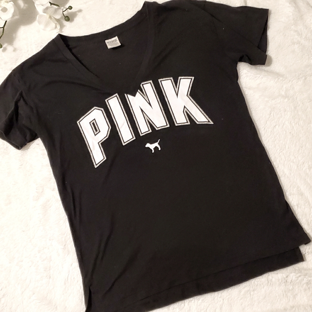 ❗LOWEST PRICE ❗VS PINK V-neck